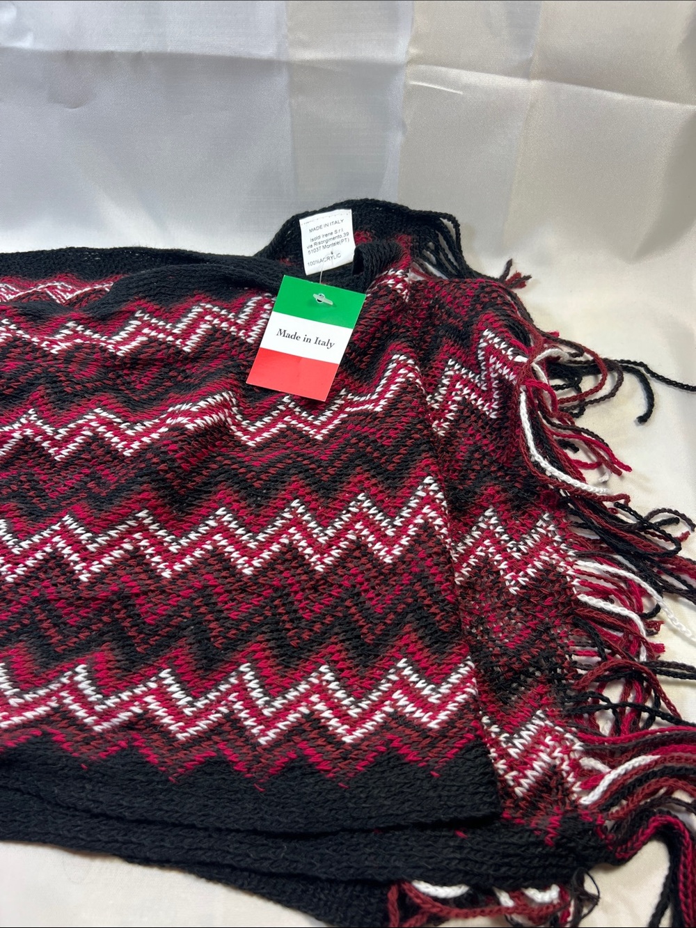 Made in Italy Women's Zigzag Fringe Sweater - Black & Red 72 inches long